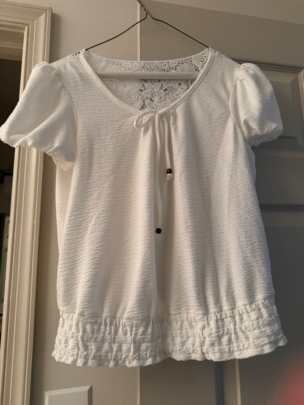 BCX White Lace-Back Puff Sleeve Tie-Front Top